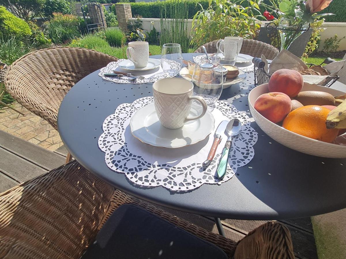 Bed and Breakfast Entre Loire Et Vignobles Liré Exteriér fotografie